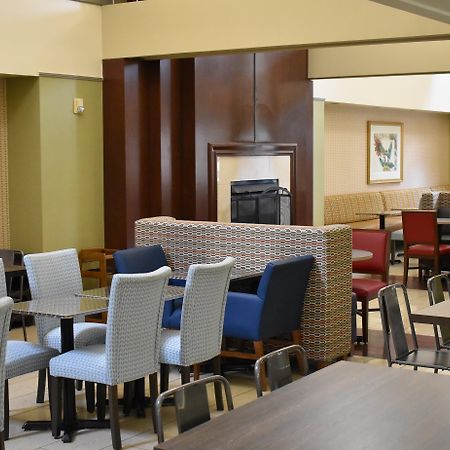 Holiday Inn Express Cleveland Downtown By Ihg Екстер'єр фото