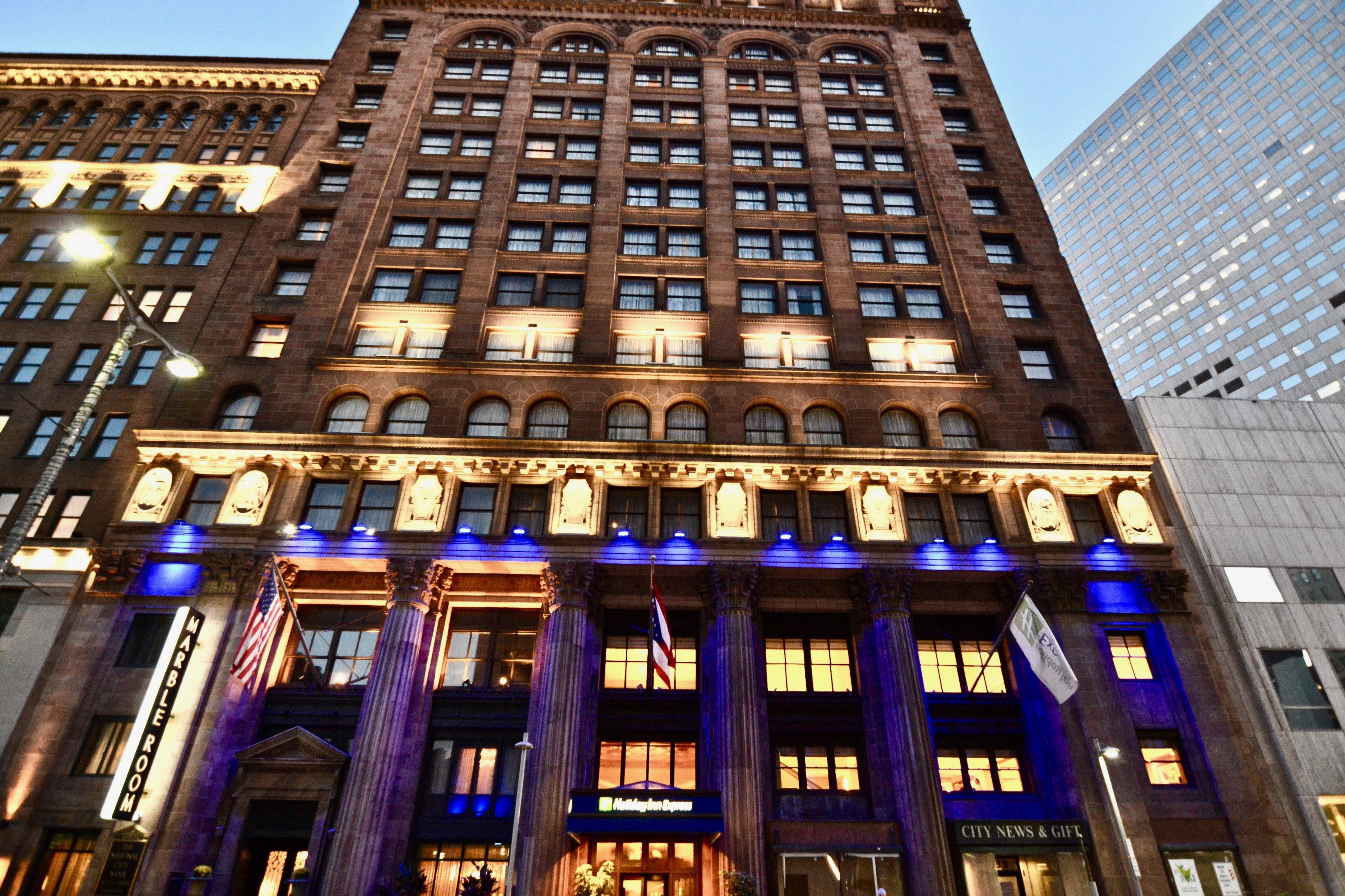 Holiday Inn Express Cleveland Downtown By Ihg Екстер'єр фото