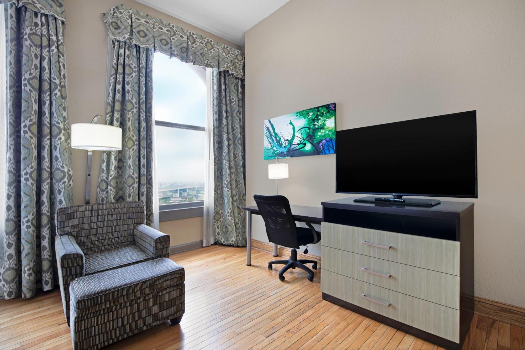 Holiday Inn Express Cleveland Downtown By Ihg Екстер'єр фото