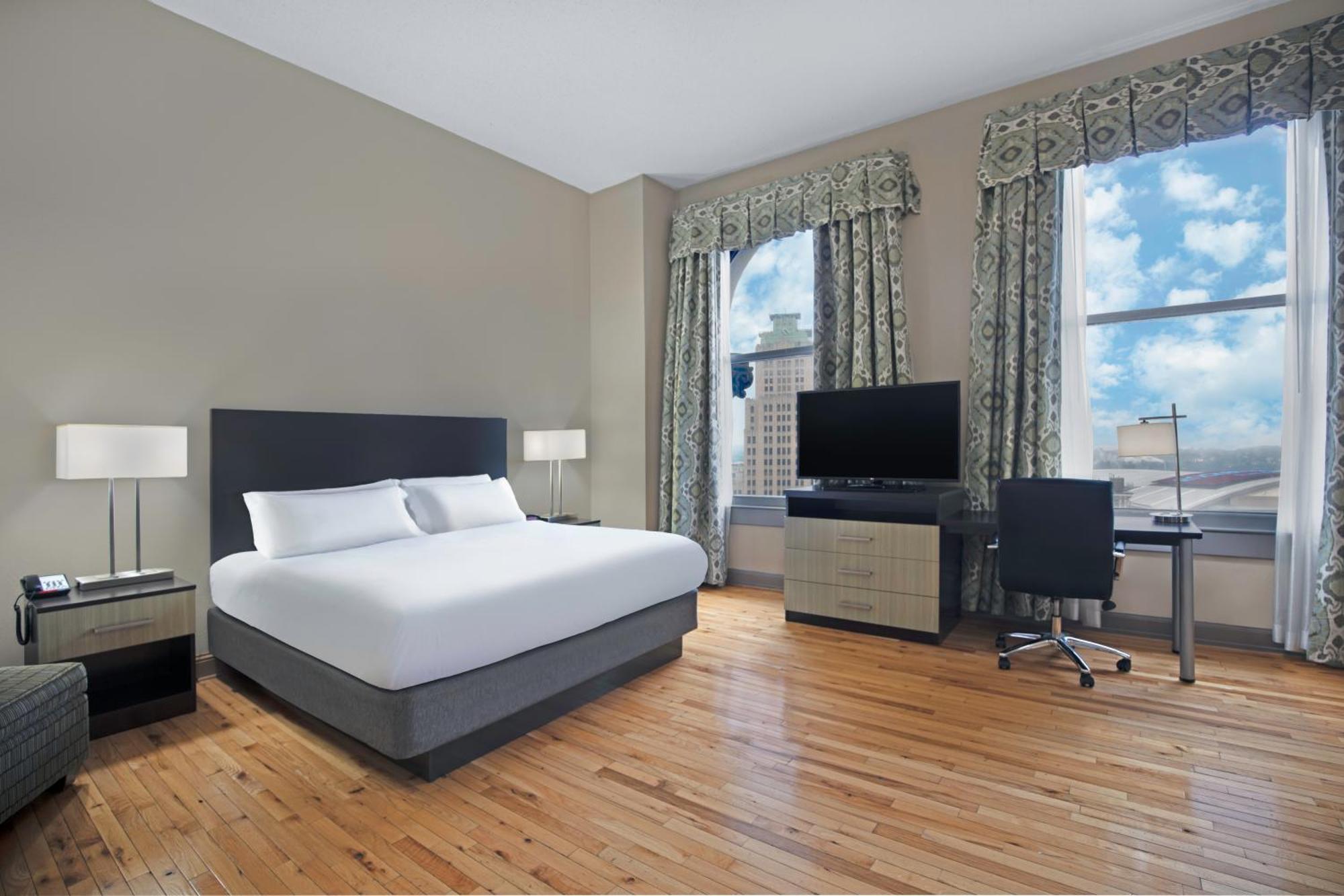 Holiday Inn Express Cleveland Downtown By Ihg Екстер'єр фото